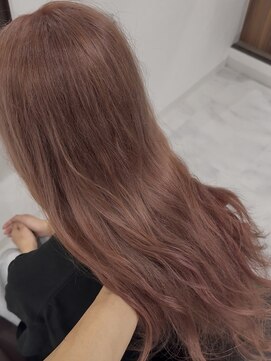 アールシリウス(R,SIRIUS) ブリーチ1回で出来るピンクベージュカラー