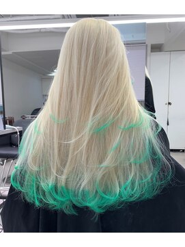 ペレ 原宿(PELE) ダブルカラー/ケアブリーチ/羽エクステ/原宿