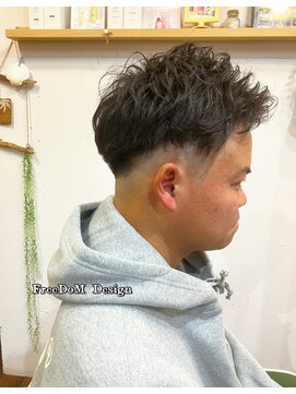 フリーダムデザイン(FreeDoM Design hair&nail) メンズパーマ