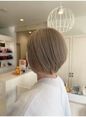 【白髪ぼかし】【ブリーチあり】【ショートボブ】【40代50代】
