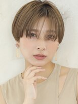 フミ(Fumi)&nbsp;女性らしさをクラスアップさせるショート