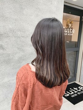 スイート ヘアデザイン(Suite HAIR DESIGN) 【ブルベ】グレーベージュ くびれセミロング 大人可愛い