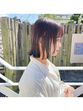 ミント(mint) 外ハネボブ/切りっぱなしボブ/束感ボブ/パープルグレージュ