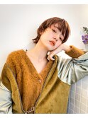 マッシュショートレイヤー前髪あり暖色カラーオレンジウルフ