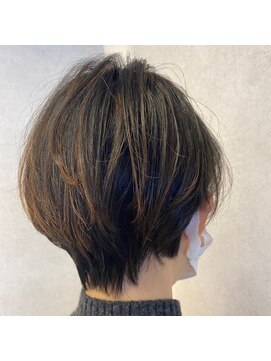 チーモ ハッピー ヘア メイク(CheeMo happy hair make) 女性らしいショートボブスタイル