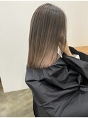 バレイヤージュ　ハイトーングレージュ　ブリーチ目安2回
