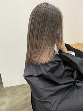 ノース(THE NORTH) バレイヤージュ ハイトーングレージュ ブリーチ目安2回