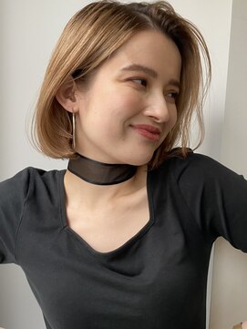 エアー 青山(AIR) 【大人可愛い】透明感カラー/アッシュベージュ/丸みボブ