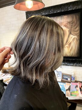 ボアップ 新居浜店(boappu) #バレイヤージュ #ボブ #切りっぱなし