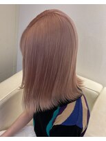 ベレーザ 渋谷(BELEZA)&nbsp;5100ミルクティーアッシュハイトーンカラー切りっぱなしボブ