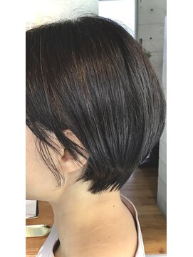 ラボラ ヘアー(Labora.hair) ショートボブ