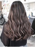 ハイライトショートヘアレイヤーカットダブルカラー