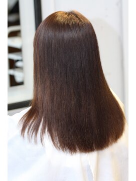 ミリ 国分寺(Mili) ミディアムレイヤー&N.ナチュラルヘアカラー