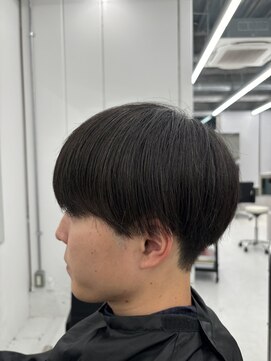 エクシア 名古屋店(EXCIA) 刈り上げマッシュ