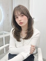 フォンズ(FONS)&nbsp;レイヤーカット　前髪カット　顔まわりカット