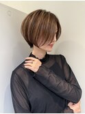 ショートボブ白髪ぼかしハイライト表参道アッシュグレージュ