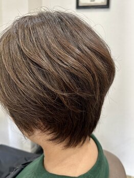 リアン(Lien)の写真/頭皮に染みない優しい薬剤を使用。白髪染めとは思えないおしゃれで上品なカラーで若見えも叶う◎