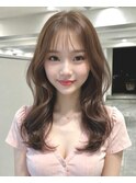 大人可愛い ミディアムボブ前髪あり 顔周りカット レイヤー