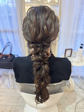 ヘアメイクアンドセットサロン リッコ(Hair make&set salon Ricco) 【梅田ヘアセット】編み下ろし