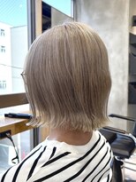 エリマ 調布(elima) 調布ダブルカラーレイヤーボブウルフショートカットグレーカラー