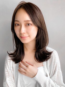 リヤン 表参道(lyann) ナチュラルカール斜めバング小顔カット艶感サイドバング美髪