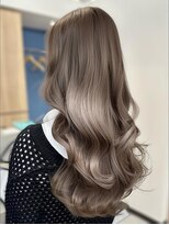 アース 天満橋店(HAIR & MAKE EARTH) 春カラー◎ブリーチで作る透明感ロング×ミルクティーグレージュ