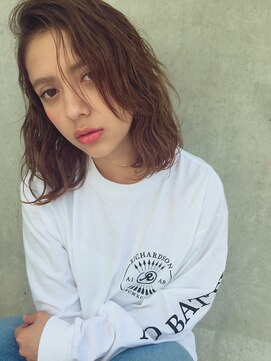 エヴァー(ever) セミロングウェーブヘア♪【ever原宿/表参道】