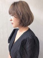 ヌイ 横浜(nui)&nbsp;シャンパンベージュ_ネイビーカラーフレンチボブ