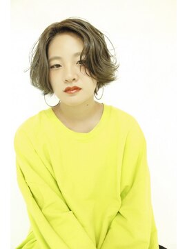 モリオ フロム ロンドン 大宮2号店(morio from London) 【なかじま ひびき】フェミニンハンサムショート