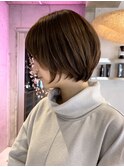 【脱白髪染めハイライト】どこから見ても美シルエットショート