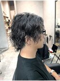 スタイルに大人の色気が漂うミディアムツイストスパイラル◆