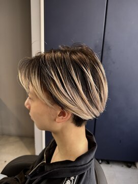 エイト 横浜店(EIGHT) メンズ マッシュ コントラストハイライト