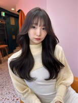 韓国ヘア/顔まわりカット/くびれヘア/前髪あり/