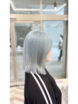 カノン(kanon hair&beauty) トレンドデザインカラー/ペールブルー
