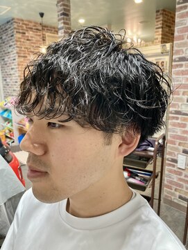 アトリエリリア ヘア(Atelier LILJA) 波巻きパーマ