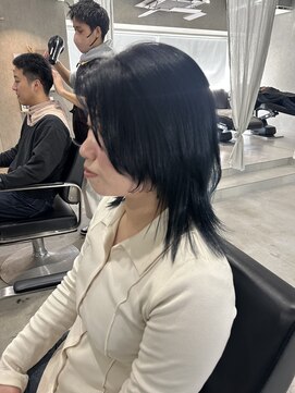 ラック(LUCK) ディープネイビー/船橋/くすみベージュ/細めハイライト