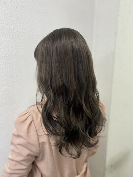 ジェナ(Jena) オリーブグレージュ