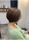 毛流れショートヘア