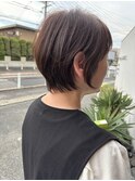 耳掛け丸みショート
