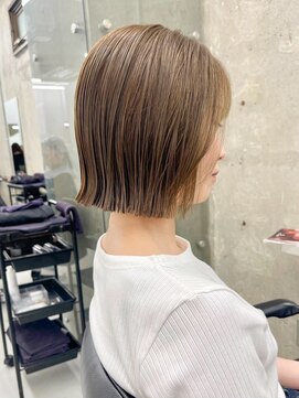 ノエ(noe) ホワイトグレージュ/デジタルパーマ/チェリーブラウン/栄r139