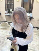 モアムー(Moremuu)&nbsp;【Makoto】ホワイトベージュ