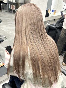 ローレン(Lolen.) ミルクティーグレージュ/大人ガーリーロングヘア