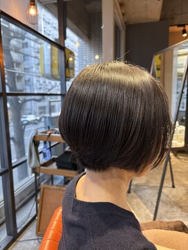 インス(ensue) 似合わせショート◎大人小顔ひし形