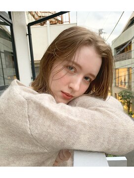 ルーム(Loom.) まろやかベージュ