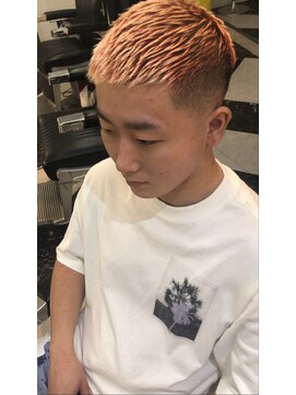 メリケンバーバーショップ フクオカ(MERICAN BARBERSHOP FUK) かき上げヘアショートレイアーくせ毛風パーマコンマヘア84