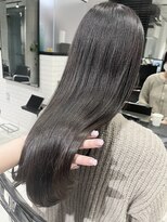 アルテ(ARTE)&nbsp;【ARTE表参道/青山】顔まわりレイヤーセミロング×透明感カラー