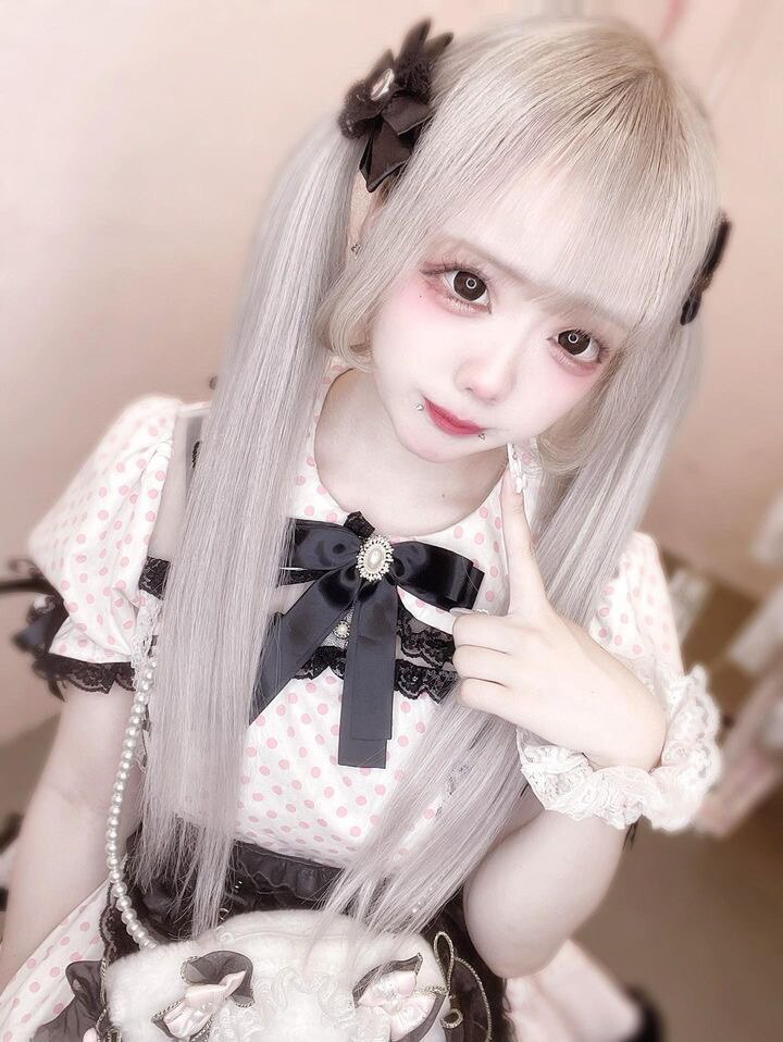ホワイト#エクステ/60枚#スーパー人毛＃コンカフェ嬢#量産#梅田