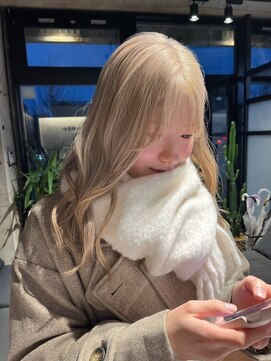 ナンバー 秋田店(N°) ホワイトベージュ