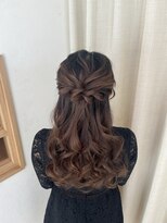 ソノ(sono)&nbsp;ハーフアップ 結婚式ヘア 参列ヘア パーティーヘア イベントヘア