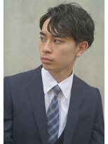 レジュアル(RESSUAL)&nbsp;かき上げヘア　ニュアンスマッシュ　センターパート　ビジネス